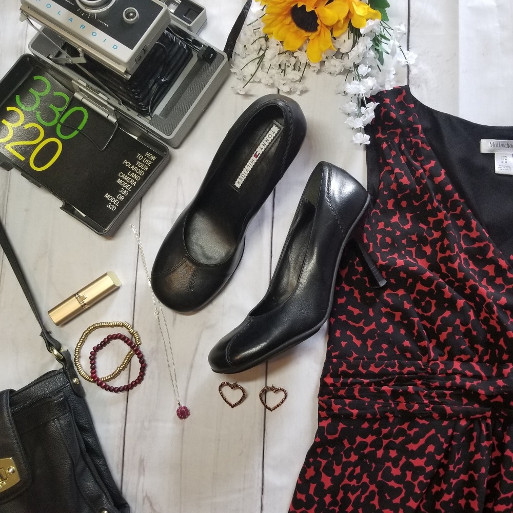 Tommy Hilfiger| Closed Toe Pumps With Details